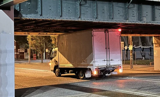 Midnight Truck to PAIN